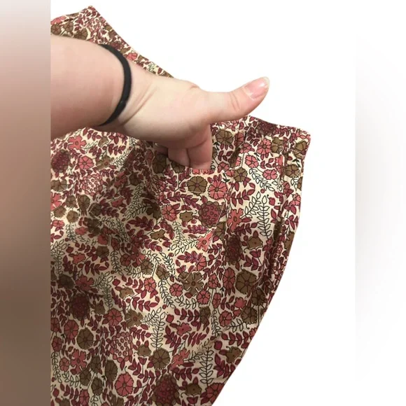 Abercrombie & Fitch Floral Wide Leg Pants - Red and White - Picture 8 of 8